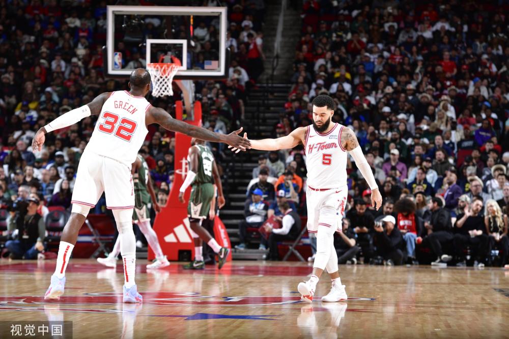 及关键球员 及关键球员